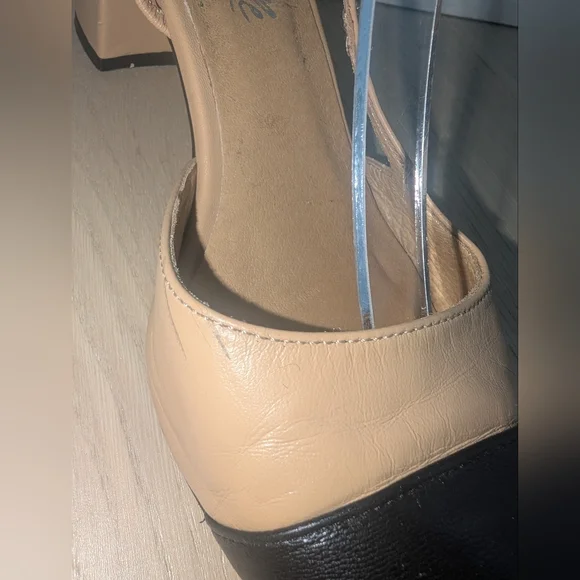 L'INTERVALLE Black and Tan Block Heel Shoes - Picture 4 of 6